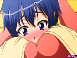 Malaki titted hentai guro makakakuha ng fondled at fucked