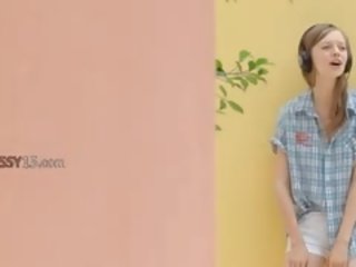 운지법 의 큰 말라 붙은 덴마크의 병아리