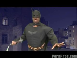 Dy e lëngëshme assed sluts në distress nevojë saving!