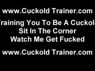 Suck my toes while I real man pounds my pussy