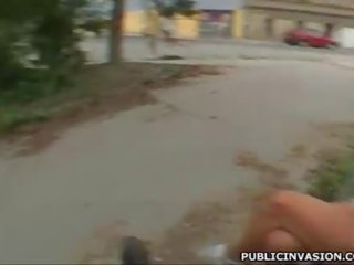 Bata babae pagkuha kanya puke fucked