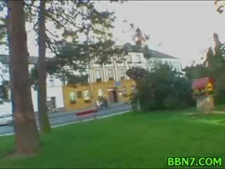 Гол мацка любимец получава бозки смучат
