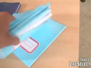 A sesterstvo školní je a paradise pro ty kdo láska