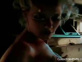 Classico sporco film albergo sgualdrina maltrattata