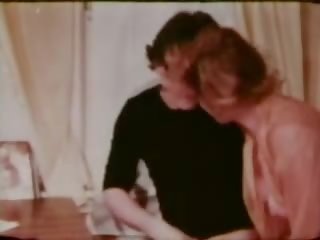 E përsosur flokëverdhë dhe oldschool i rritur video