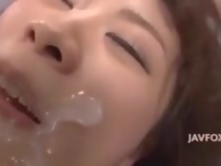 魅力的な 日本語 歌姫 きっ