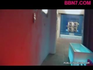 Groovy голям мацка вози фалос