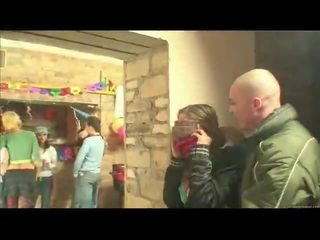 毛茸茸 蜂蜜 他妈的 在 党