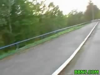 Playful дивовижна леді смокче великий дон