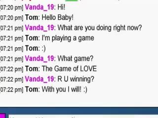 Спокусливий білявка виготовлення розкіш роздягатися
