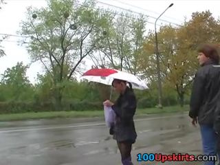 Аматьори с хубав къса пола е spied от ми