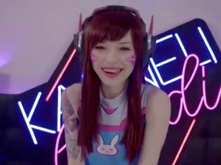 D&period;va loves a johnson in her dar ass&period; karneli bandi