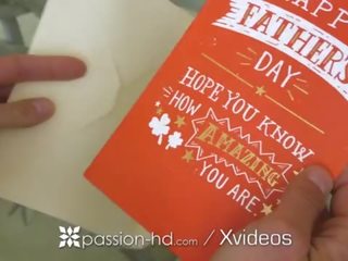 Passion-hd fathers день дзьоб смокче gift з крок молодий жінка lana rhoades