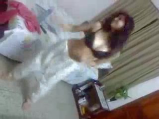 Bangladeshi magjepsës vajzat non-nude valle - desibate*