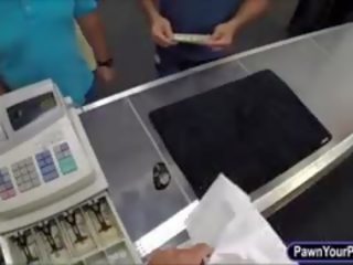 여우 같은 사업 소녀 판매 그녀의 손목 시계 과 엿 로 pawnkeeper