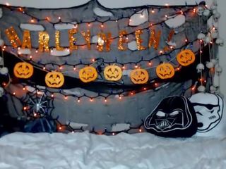 6cam.biz adolescent helloharley squirting on live webcam