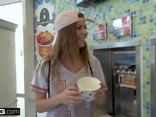 Tomboy 青少年 alex blake pov 他妈的 在 一 汽车