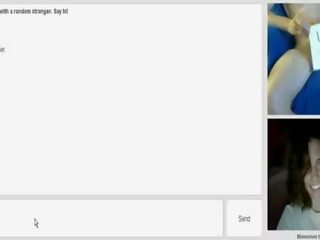 Webkamera oděná žena nahý mužské s a kotě kdo záliby bodnutí tricks