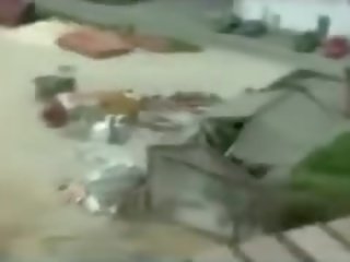 Spionaggio il mio tesoro masturbare su terrazza