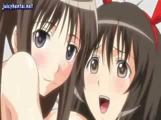 Hentai lesbičky sdílet a strapon a a manhood