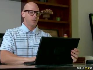 A Oustanding extraordinary Favor For A charming Sleaze Neighbor Round MILF x rated video