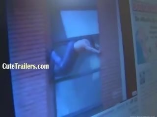 Ивана смесени момичета момчета отива анално при офис