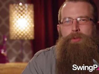 Weird Couple makes fantastic Love Before Heading Down To The Red Room