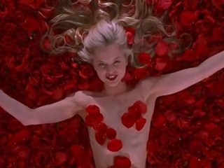 Mena Suvari nude - American goddess - 1999
