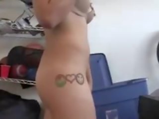 Twister hra turns do kuřátko skupinový
