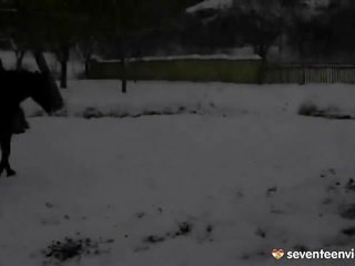 Білявка jockey хвалять за участю сама