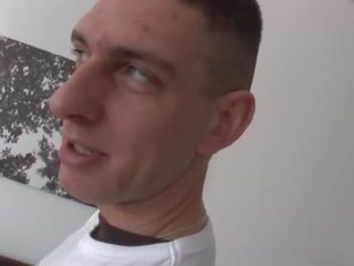 Autsch! 데르 딜도 거래 mit 신디