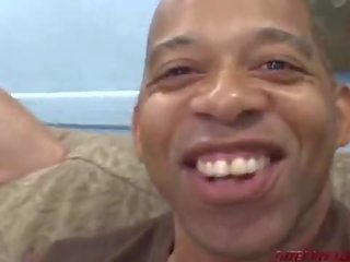 Öýlenen blondinka cheats for monstr gara phallus blackzilla