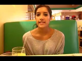 Michele dances sensually নগ্নতা প্রণয়ী চমত্কার