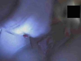 Amatoriale giocare bagnato fica sborra sperma