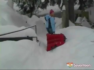 Half stripped içinde the snow