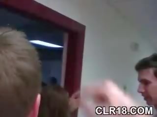 Gyzykly to trot kolledž coeds clip