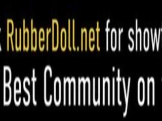 Uly emjekli adolescent rubberdoll fingers herself to orgazm in a gara lateks köýnek