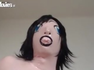 Enchantress 姿勢 在 怪異 年輕 女人 膠乳 服裝