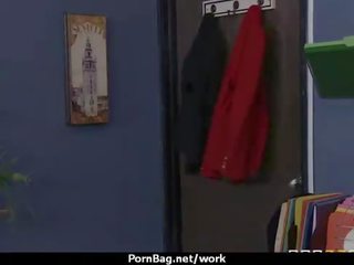 Magjepsës e egër mdtq dashuron egërsisht seks film në punë 1