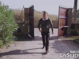Birichina studentesse sedurre loro insegnanti