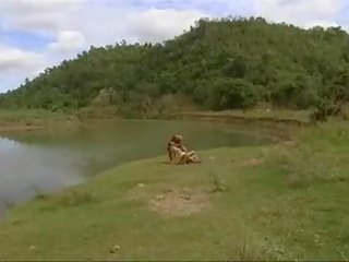Swell anghel madilim bilang panlabas burikit sa dp aksyon