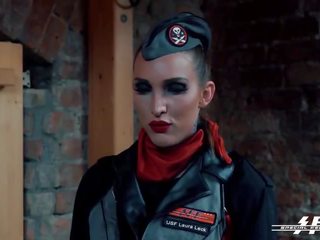 Special aýak force - superior fetiş zorlap daňyp sikmek sessions with gyzykly nemes slaves and aýak loving guards
