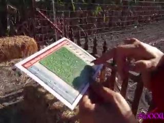 Рус курабийка мига в corn maze