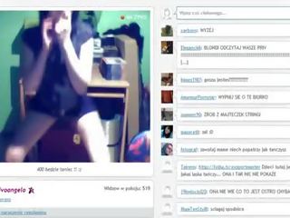 Bewitching ціпонька в поділ танці для її viewers