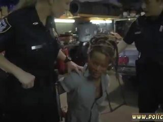 Policejní svázaný a mexičan policajt pawn chop obchod owner dostane shut dolů