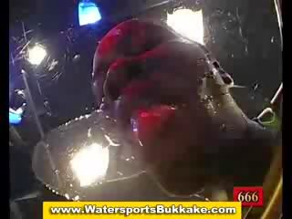 撒尿 物神 streetwalker 爵士樂 濕透
