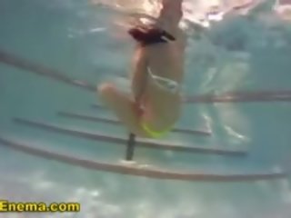 Bikini stunner Squirts Ass Milk