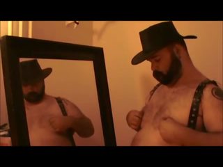Cowboy nést j.o.