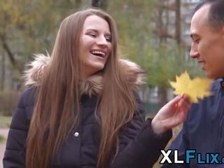 Еліта підліток відстій і анально отримує великий peter