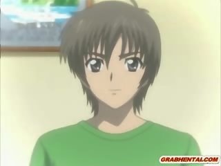 Hentai bashkëarsimim duke parë të saj i ri njeri duke thithur shpoj dhe gëlltitjes